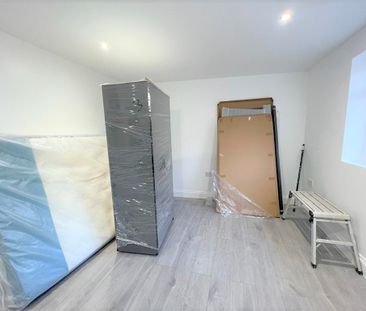 Studio Flat, Blythswood Road, IG3 - Photo 1