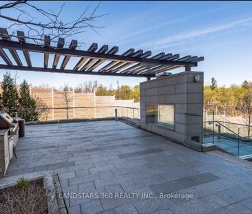 613 35 Brian Peck Crescent - Photo 4