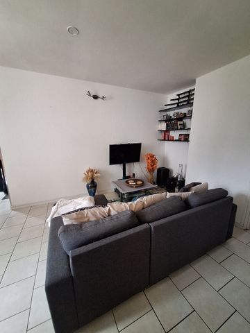 Location appartement 4 pièces, 70.40m², Le Plessis-Trévise - Photo 2