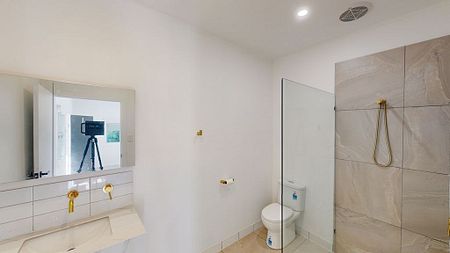 Three Renovated Units: Modern one-bedroom living at 375 Lakes Creek Road, Koongal! - Photo 4