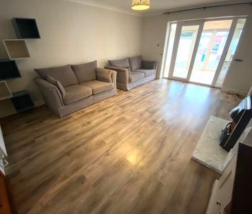 Grove Court, Naas Road, Bluebell, Dublin 12 - Photo 2