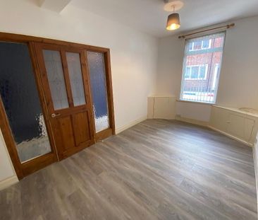 13 Lendrick Street, Belfast, BT5 4HQ - Photo 3