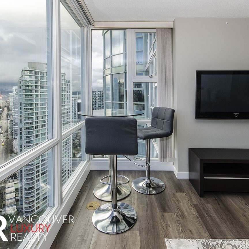 Condo in Downtown Vancouver, BC - Photo 1
