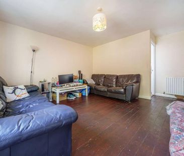 5 bedroom end of terrace house to rent - Photo 1