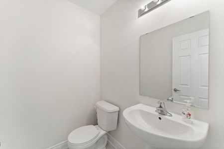 For Lease - 3243 Sixth Line, Oakville, Ontario - Photo 3