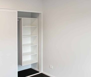 Two Bedroom Townhouse - Photo 4