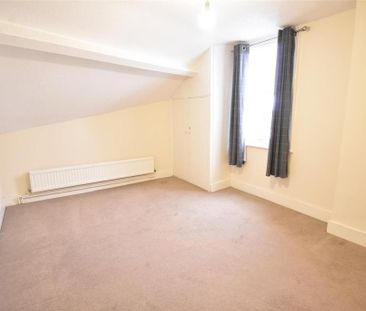 3 bedroom flat to rent - Photo 6