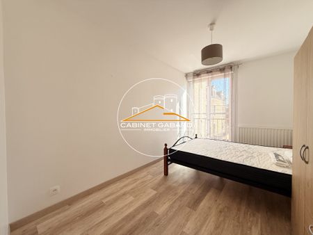 Location Appartement 5 pièces 75m² ANGERS 49100 - Photo 4