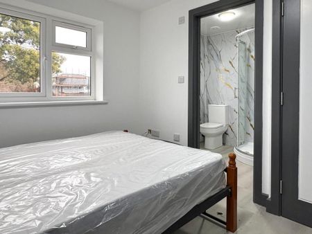 Studio to rent - Photo 4