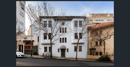 Harbour Lifestyle and Art Deco Charm in Elizabeth Bay - Photo 5