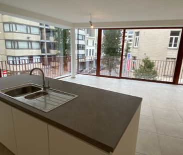 Appartement te huur in Oostende voor € 880 met 2 slaapkamers - Foto 6