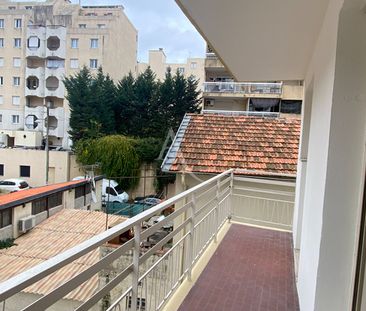 Location Appartement 1 pièce 34m² NICE 06000 - Photo 2