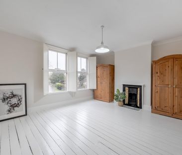 3 bedroom House To Let - Photo 3