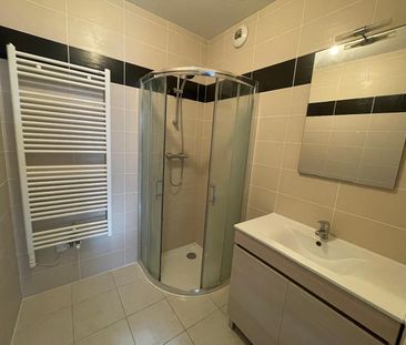 Location Appartement 4 pièces 83m² TOULOUSE 31200 - Photo 2
