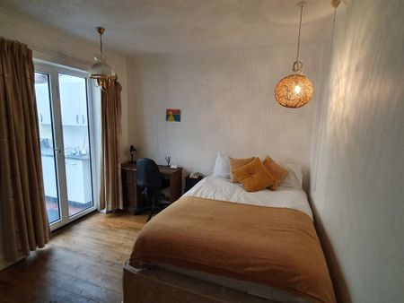 5 bedroom terraced bungalow to rent - Photo 5