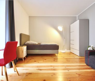 1 Zimmer in Düsseldorf - Photo 2