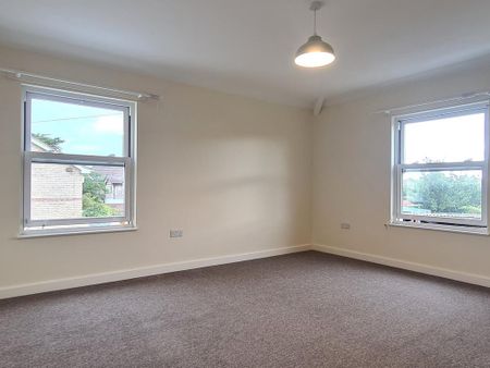 1 bedroom semi-detached house to rent - Photo 3
