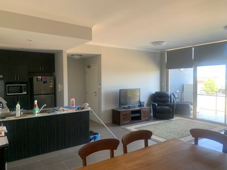 Ellenbrook - Photo 3