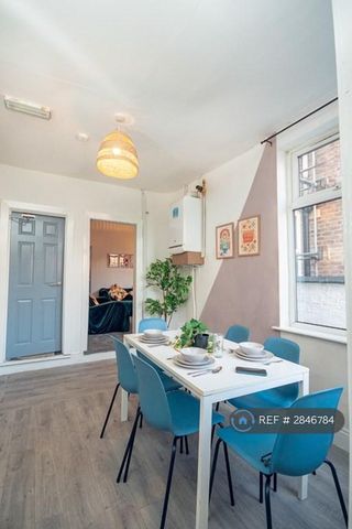 1 bedroom in a house share to rent - Photo 4