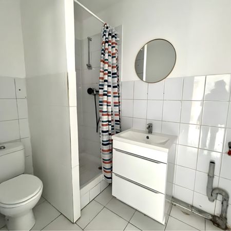 Location Appartement 2 pièces 45m² ROUBAIX 59100 - Photo 3