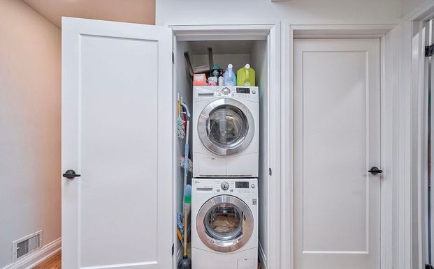 For Lease - 567 Atwater Avenue Unit# Bsmt, Mississauga, Ontario - Photo 1