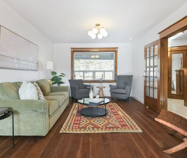 For Lease - 89 Strathmore Boulevard Unit# Upper, Toronto, Ontario - Photo 2