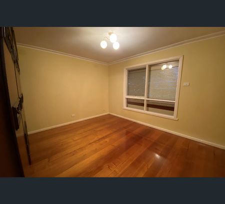 1 Dobson Avenue, Oakleigh East, Vic 3166 - Photo 3
