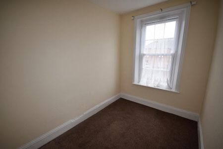 4 bedroom townhouse to rent - Photo 4