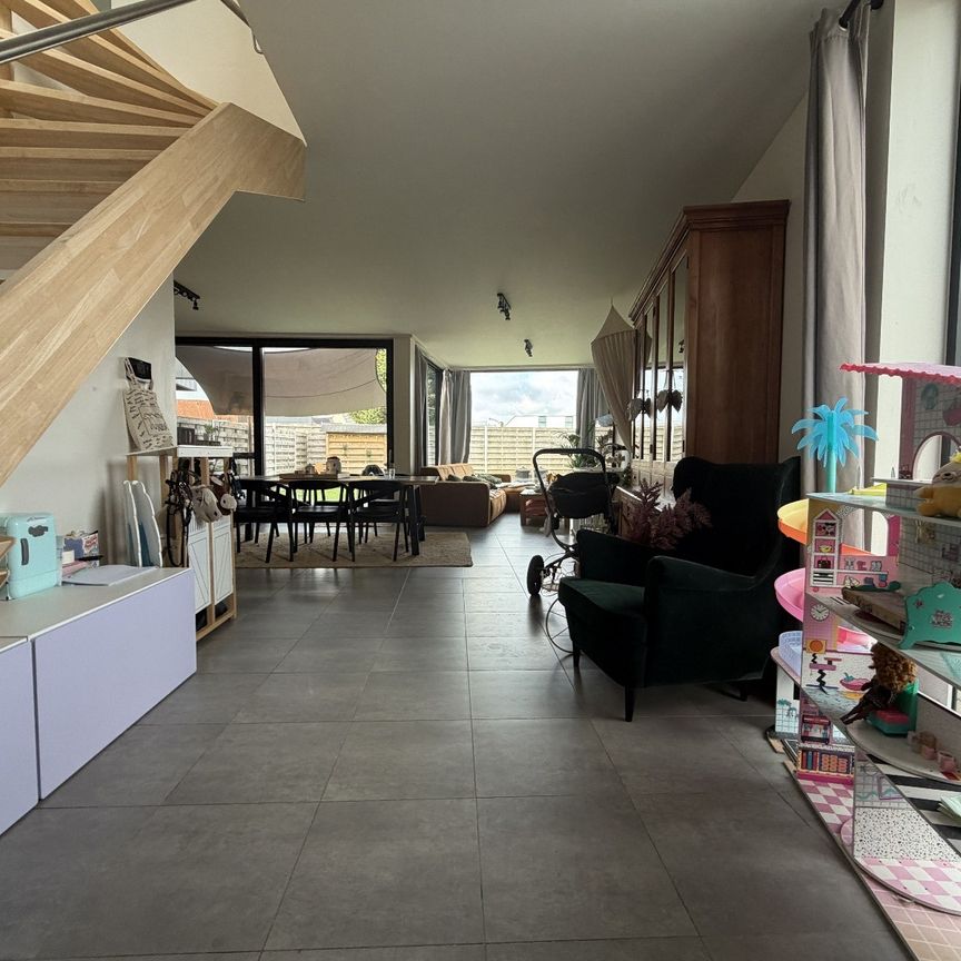 Te huur: Moderne Nieuwbouw - Photo 1