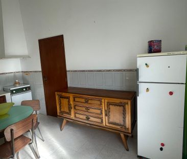 MORADIA COM QUINTAL E TERRAÇO PARA ARRENDAMENTO ANUAL - MONTINHO DA... - Photo 1