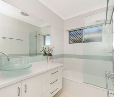 10 Hemple Street, Bushland Beach - Photo 4