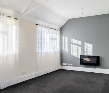 3 bedroom property to rent - Photo 2