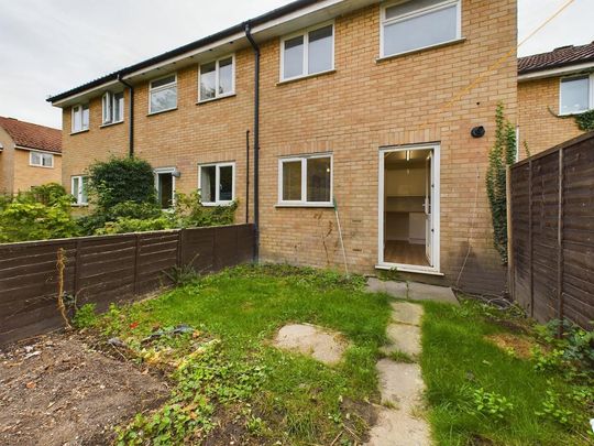 2 bedroom terraced house to rent - Photo 1