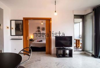 Alquiler de estudio en Calle Cortés Valencianas, 43