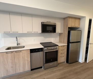 19 Robinson Ave - Photo 4