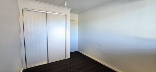SPACIOUS RENOVATED 2 BEDROOM WITH BALCONY - Photo 1