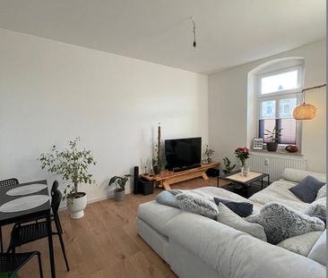 A4RES - Erstbezug nach Sanierung - stilvolle 3 Raumwohnung mit Stel... - Photo 2