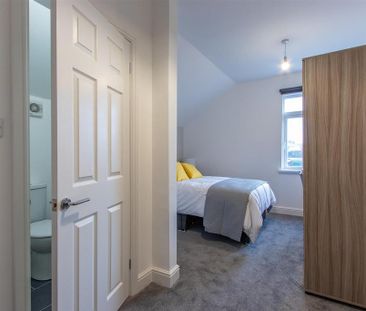 1 bedroom in a house share to rent - Photo 6