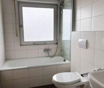 Refrath: 3-Zimmer-Wohnung mit Balkon und Stellplatz - Photo 1