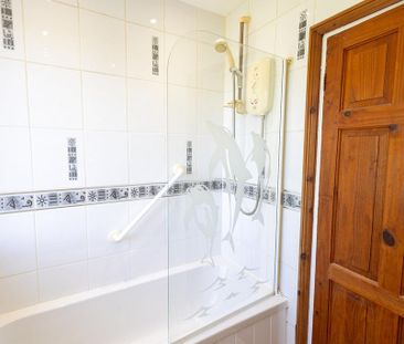 3 bedroom semi-detached house to rent - Photo 6