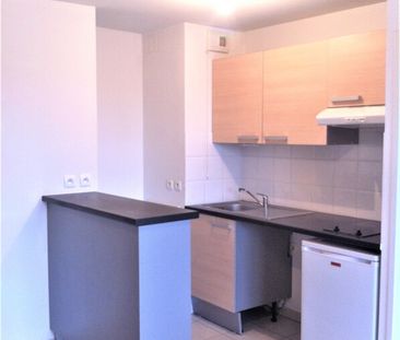 Location Appartement 2 pièces 41m² MOULINS 03000 - Photo 2