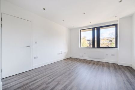 Catteshall Lane, Godalming - 1 bedroomProperty for lettings - Seymours - Photo 2