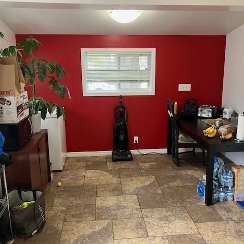 For Lease - 27 Grove Street Unit# Main Flr, Belleville, Ontario - Photo 1