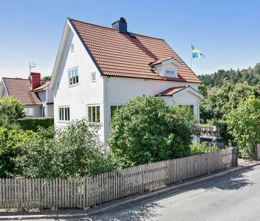 Biskopsbogatan, Mölndal - Photo 1