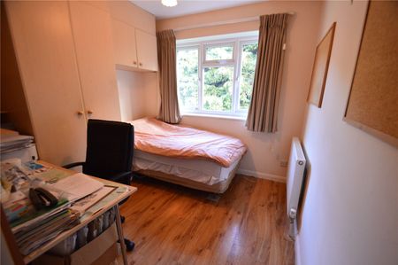 Rickman Hill, Coulsdon, CR5 - Photo 4