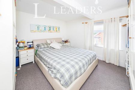 4 bedroom house to rent - Photo 3