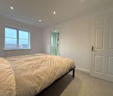 Parkside Place, Staines-upon-thames, Surrey, TW18 - Photo 5