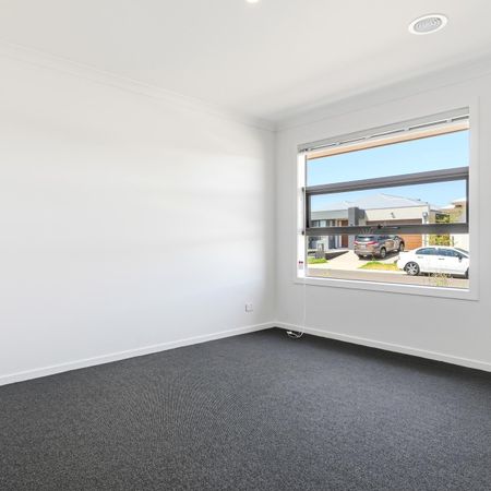 HOME FOR RENT IN THORNHILL PARK - Photo 5