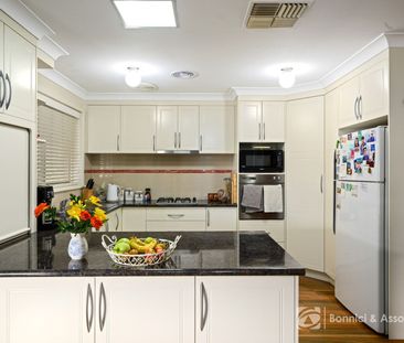 28 Ruby Road, West Wodonga - Photo 2