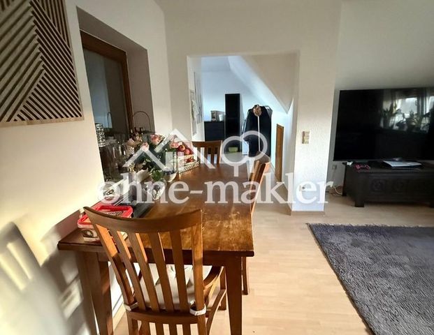 Gemütliche Dachgeschosswohnung mit ländlichem Charakter - Foto 1